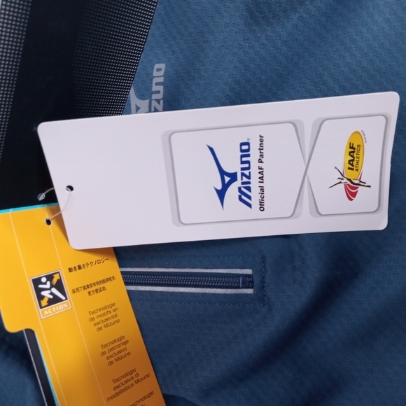 Mizuno Blue and Teal Athletic Shirt WOMEN'S SIZE MED. NWT - Picture 13 of 16